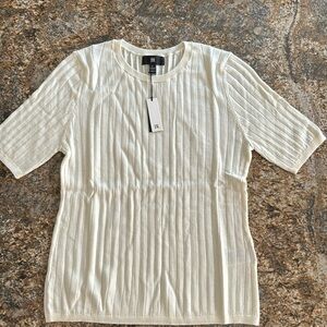 Banana Republic Cream Short Sleeve Sweater